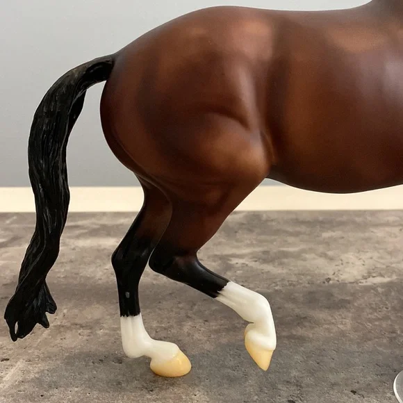 Breyer Retired Verdades - Picture 8 of 12